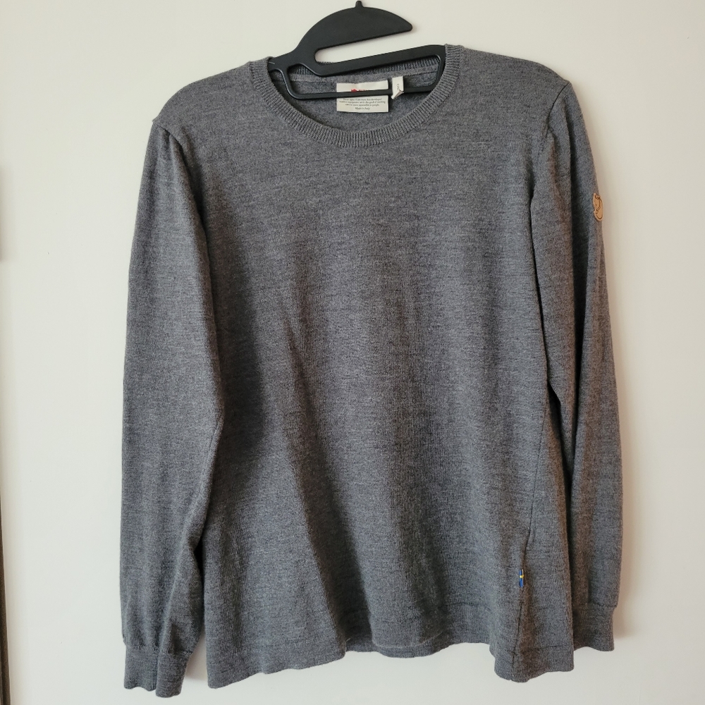 Fjallraven women’s High Coast Lite Merino Knit Sweater
*please read description*